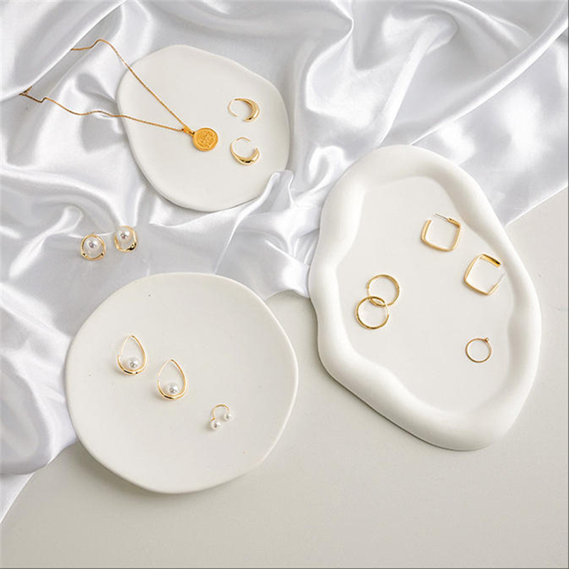 1 Buah Baki Perhiasan Putih El - Travertine Tray Oval ulasan dan harga