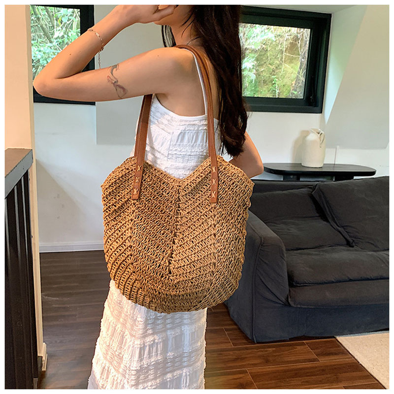Tas Bahu Wanita Kapasitas Besa - Interior Design Bali ulasan dan harga