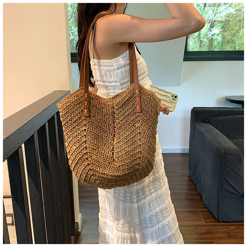 Tas Bahu Wanita Kapasitas Besa - Interior Design Bali ulasan dan harga